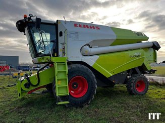 Combine harvester Claas TUCANO 470 - 2