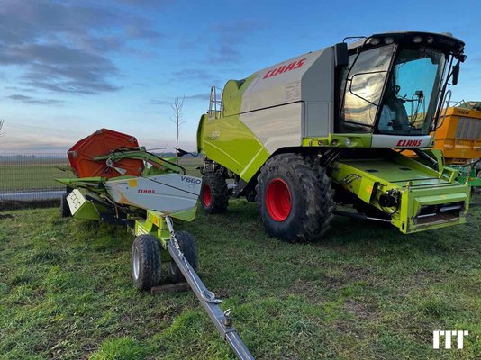 Combine harvester Claas TUCANO 470 - 1