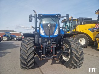 Farm tractor New Holland T7.230 AC - 4