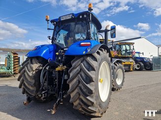 Farm tractor New Holland T7.270 - 5