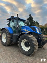 Farm tractor New Holland T7.270 AC - 3