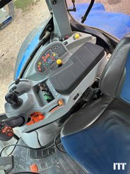 Farm tractor New Holland T7.270 AC - 11