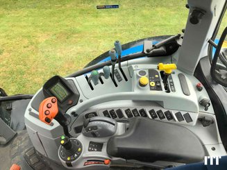 Farm tractor New Holland T7.175 - 6