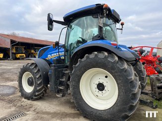 Farm tractor New Holland T7.165 - 2