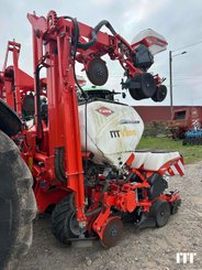 Precision seeder Kuhn MAXIMA - 1