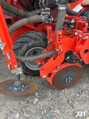 Precision seeder Kuhn MAXIMA - 4