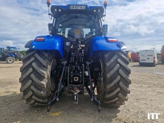 Farm tractor New Holland T7.230 - 6