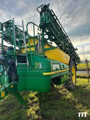 Trailed sprayer John Deere 962l - 1