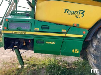 Trailed sprayer John Deere 962l - 8