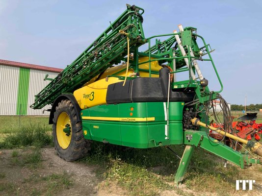 Trailed sprayer John Deere 962l - 1