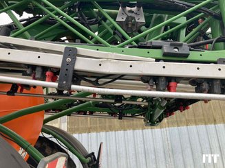 Trailed sprayer Amazone UX 5200 - 12