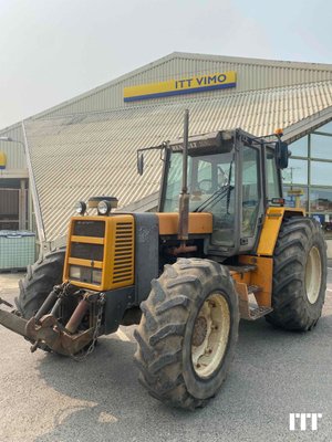 Farm tractor Renault 133-14 TS - 1