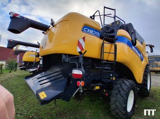 Combine harvester New Holland CX 8.70 - 3