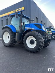 Farm tractor New Holland T7.210 CLASSIC - 1