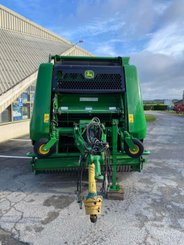 Round baler John Deere 990 - 3