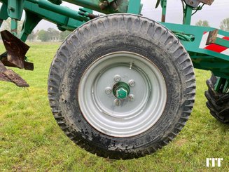 Plough Charlier 6 CORPS - 13