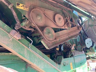 Combine harvester John Deere 9640 WTS - 16