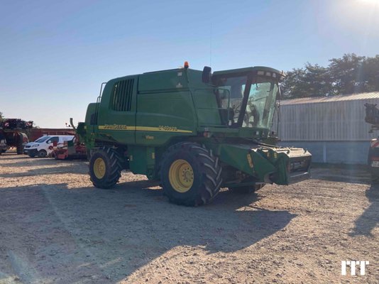 Combine harvester John Deere 9640 WTS - 1