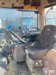 Farm tractor Mc Cormick XTX 185 - 6