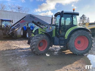 Farm tractor Claas ARION 640 - 2