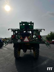 Trailed sprayer John Deere 732 - 6