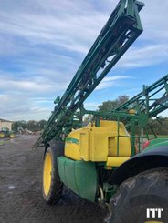 Trailed sprayer John Deere 732 - 3