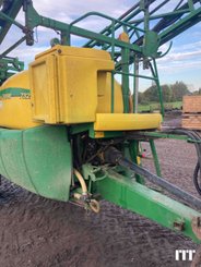 Trailed sprayer John Deere 732 - 19