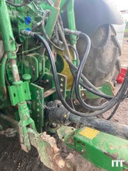 Trailed sprayer John Deere 732 - 14