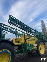 Trailed sprayer John Deere 732 - 1