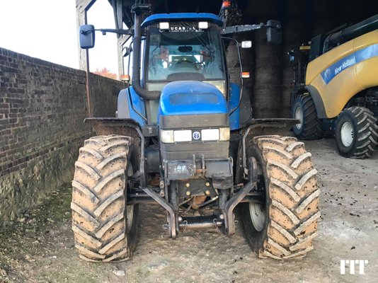 Farm tractor New Holland TM 120 - 1