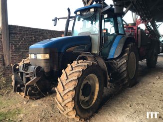 Farm tractor New Holland TM 120 - 1