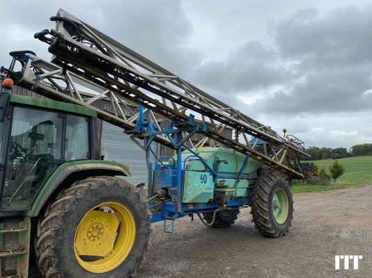 Trailed sprayer Berthoud MAXXOR - 1