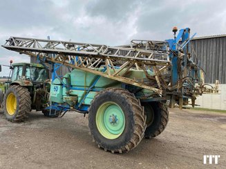 Trailed sprayer Berthoud MAXXOR - 1