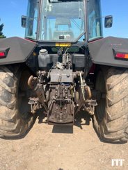 Farm tractor Massey Ferguson 8110 - 2