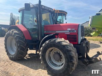 Farm tractor Massey Ferguson 8110 - 1