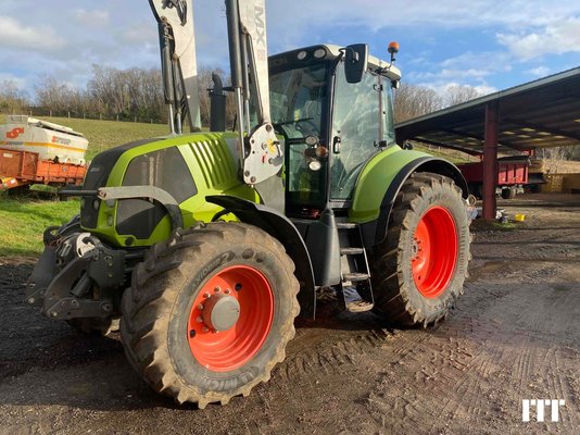 Farm tractor Claas AXION 810 - 1