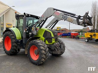 Farm tractor Claas AXION 810 - 2
