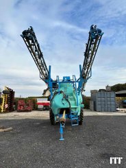 Trailed sprayer Berthoud TRACKER 3200 - 2