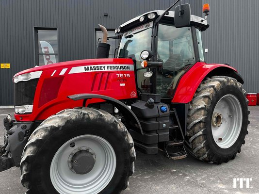 Farm tractor Massey Ferguson 7619 - 1