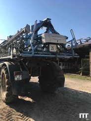 Self-propelled sprayer Evrard ALPHA 4100 - 12