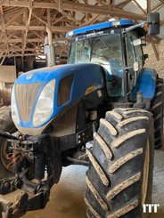 Farm tractor New Holland T7040 - 1