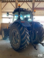 Farm tractor New Holland T7040 - 2
