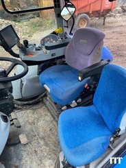 Farm tractor New Holland T7.210 AC - 4