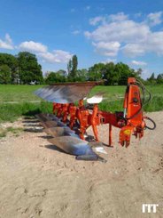 Plough Kuhn VARIMASTER 123 - 2