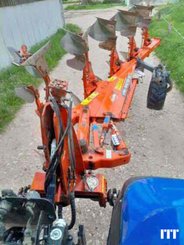 Plough Kuhn VARIMASTER 123 - 5