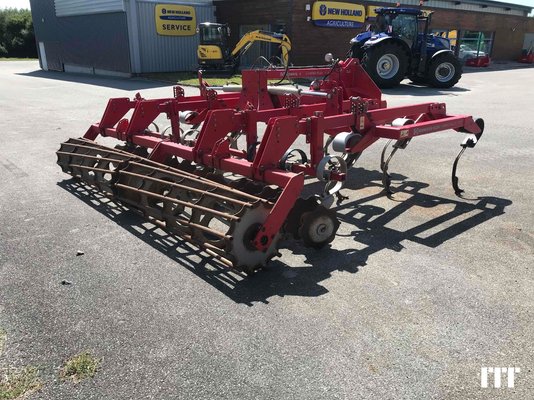 Stubble cultivator Kongskilde VIBROFLEX - 1