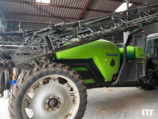 Trailed sprayer Tecnoma GT 3000 - 4