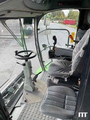 Combine harvester Deutz-Fahr 6090 HTS - 9