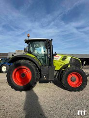 Farm tractor Claas AXION 800 - 1