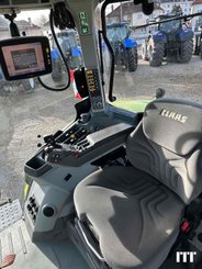 Farm tractor Claas AXION 800 - 12